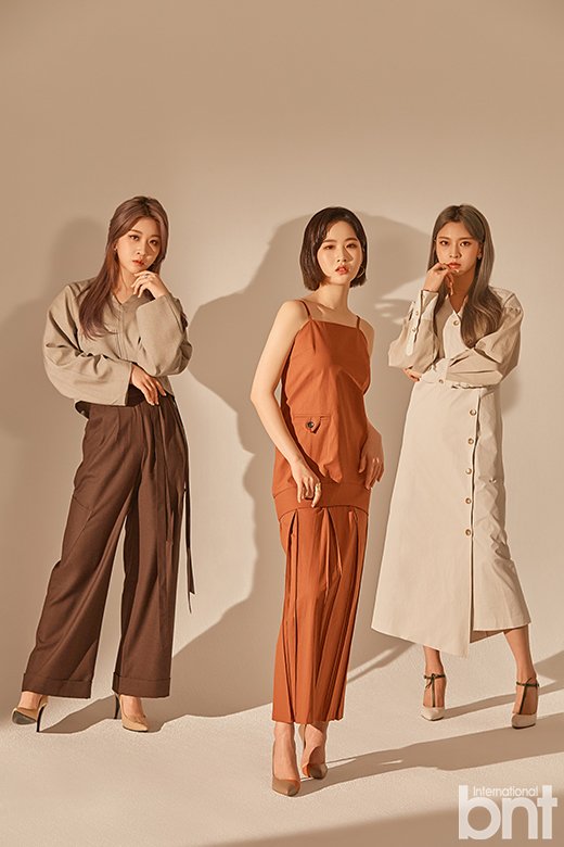 3ye_brazil's tweet photo. @3YE_FRANCE @3ye_official Fotos inteiras https://t.co/fqnBNKr4Bj