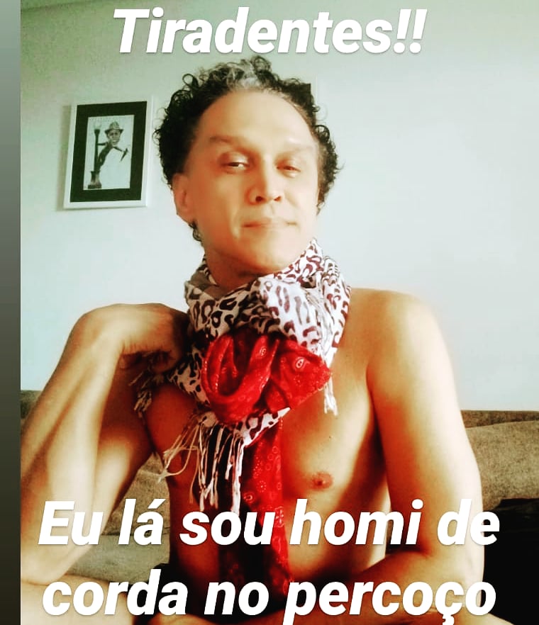 "E o povo como está? Tá com a corda no pescoço...". Tiradentes em ritmo de samba:
