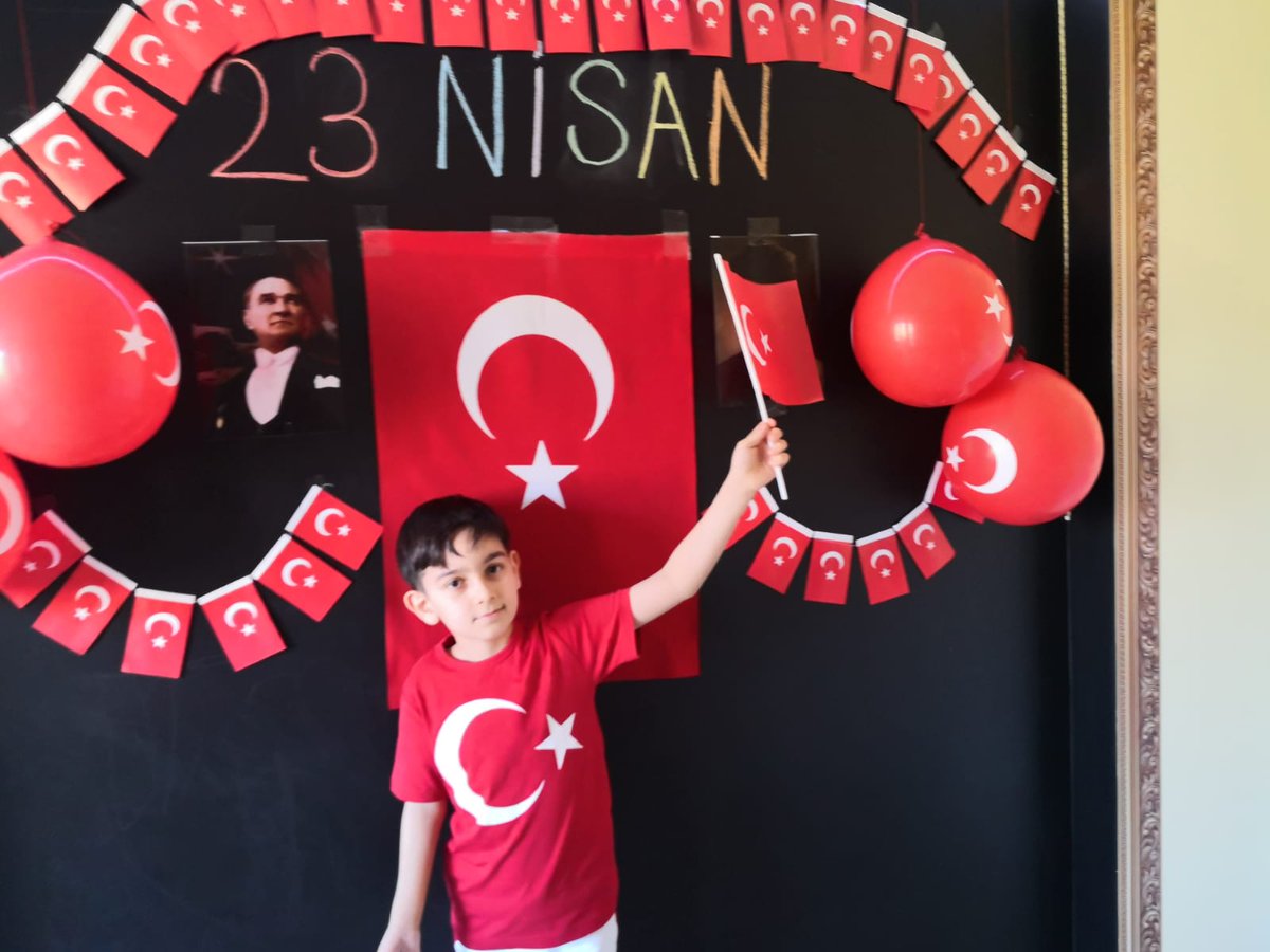 #Dogada23Nisan 23 Nisan'ı  evlerimizden coşkuyla kutluyoruz.<a href="/DogaOkullari/">Doğa Koleji</a>