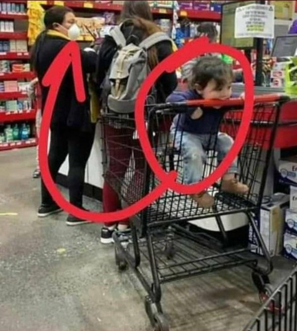 david16v1's tweet photo. Estamos de broma!!!! después de 40 días los niños en casa solo pueden ir a los supermercados #supermercados no hay derecho,
TENÉIS HIJOS??????  los niños debe estar en espacios abiertos..
vaya tela!!! #GobiernoDimisionYa #SanchezVeteATuCasa https://t.co/eZX1clvIGc