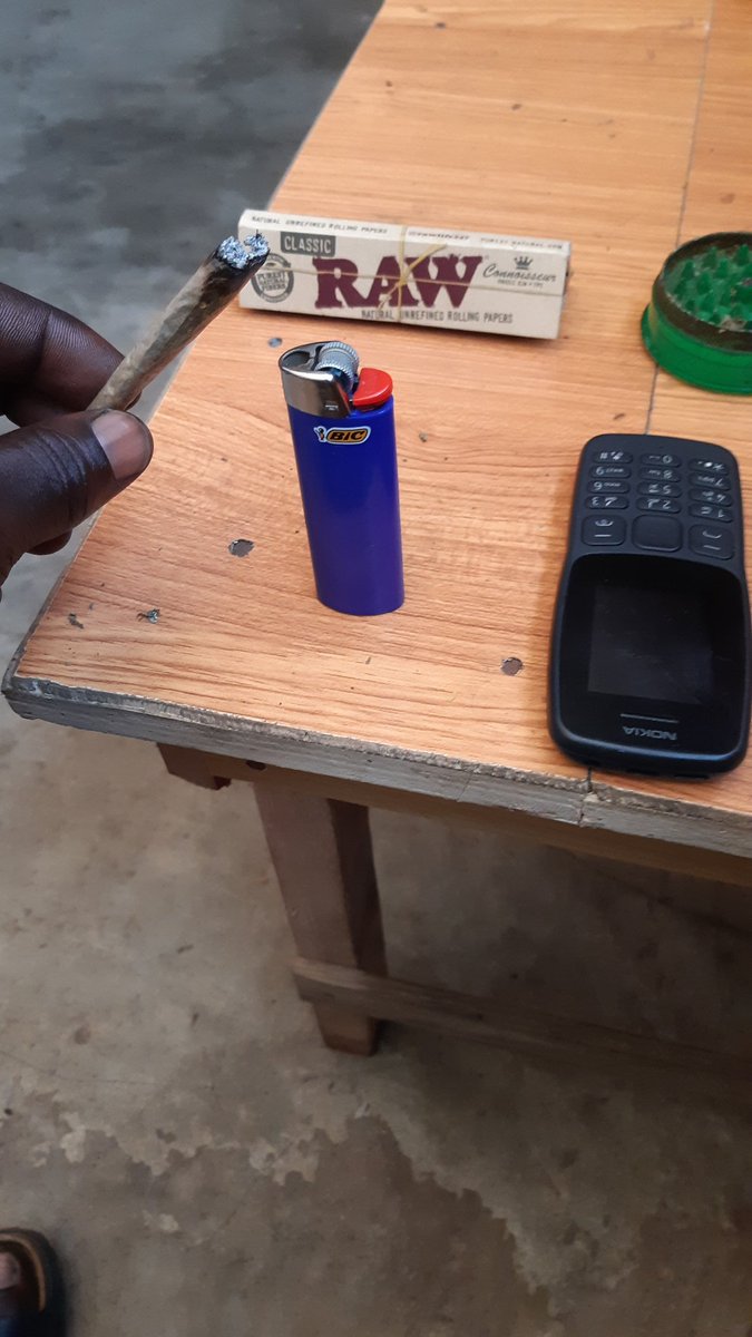 Woo am glad to have some African kush to smoke. Jah know