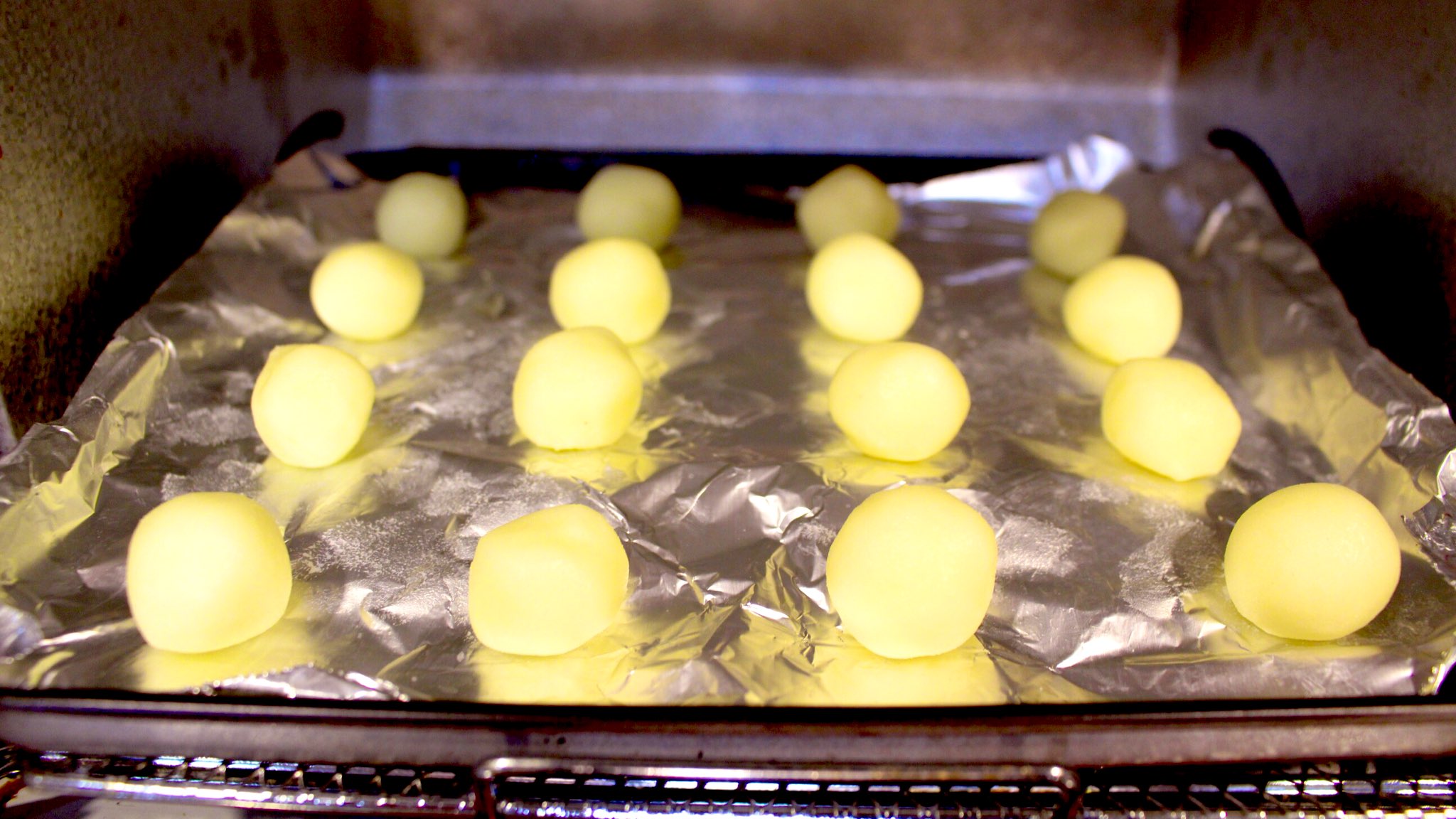 ちょっとしたおやつにピッタリ スノーボールクッキー の作り方 話題の画像プラス