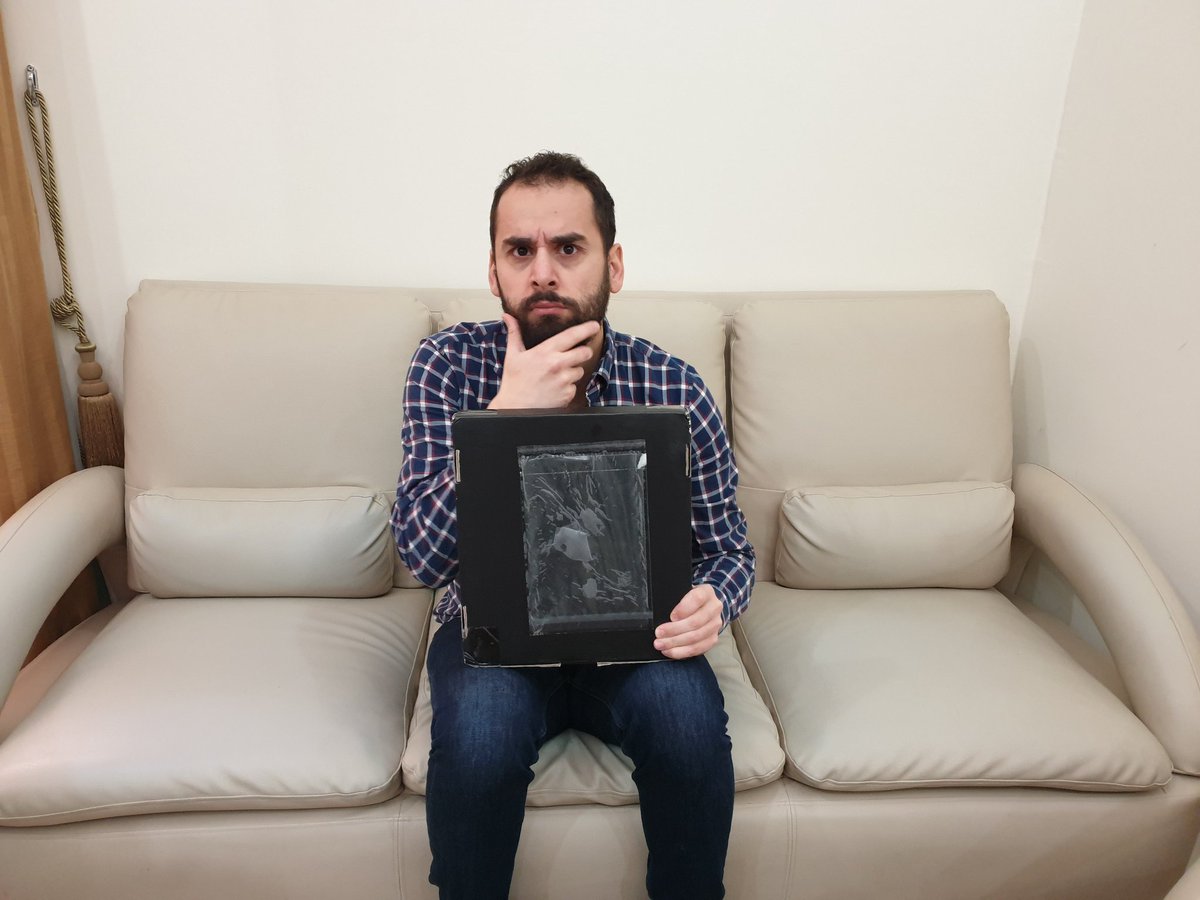 youcefbaaloudj's tweet photo. ماذا يوجد في العلبة؟
What's in the box?

#المفاجأة_قادمة #podcastarabia #podcastarabiaTeam https://t.co/8VKu7hDGtJ