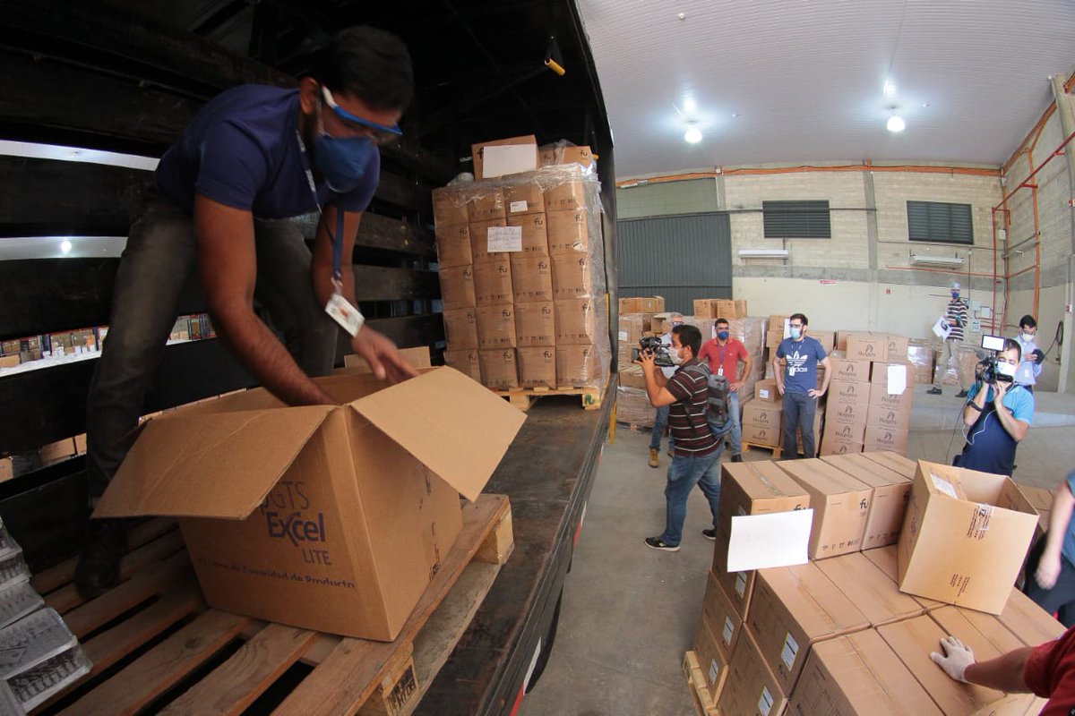 Agradecemos la colaboración de <a href="/cervepar_/">Cervepar</a> en la prestación de 50 camiones con combustible y el servicio de choferes para las tareas de transporte de insumos y medicamentos a las Regiones Sanitarias.