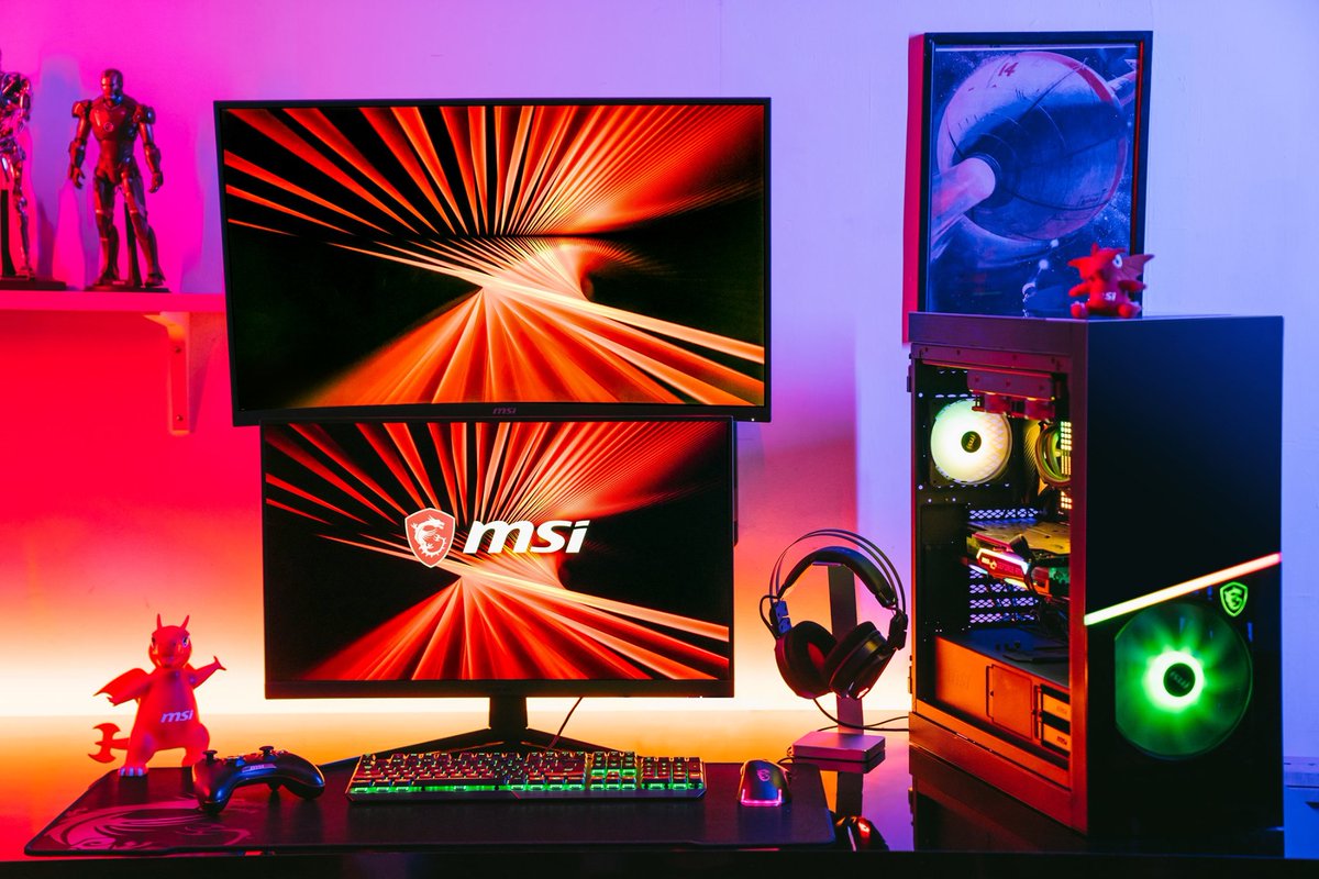 MSI_Latino's tweet photo. ¿Cuál de estos setups elegirías para gaming?
👉 https://t.co/h21pDv7gIB
#battlestation #ForEveryGamer #gamingmonitor #pcmasterrace https://t.co/qAjpX7XMLd