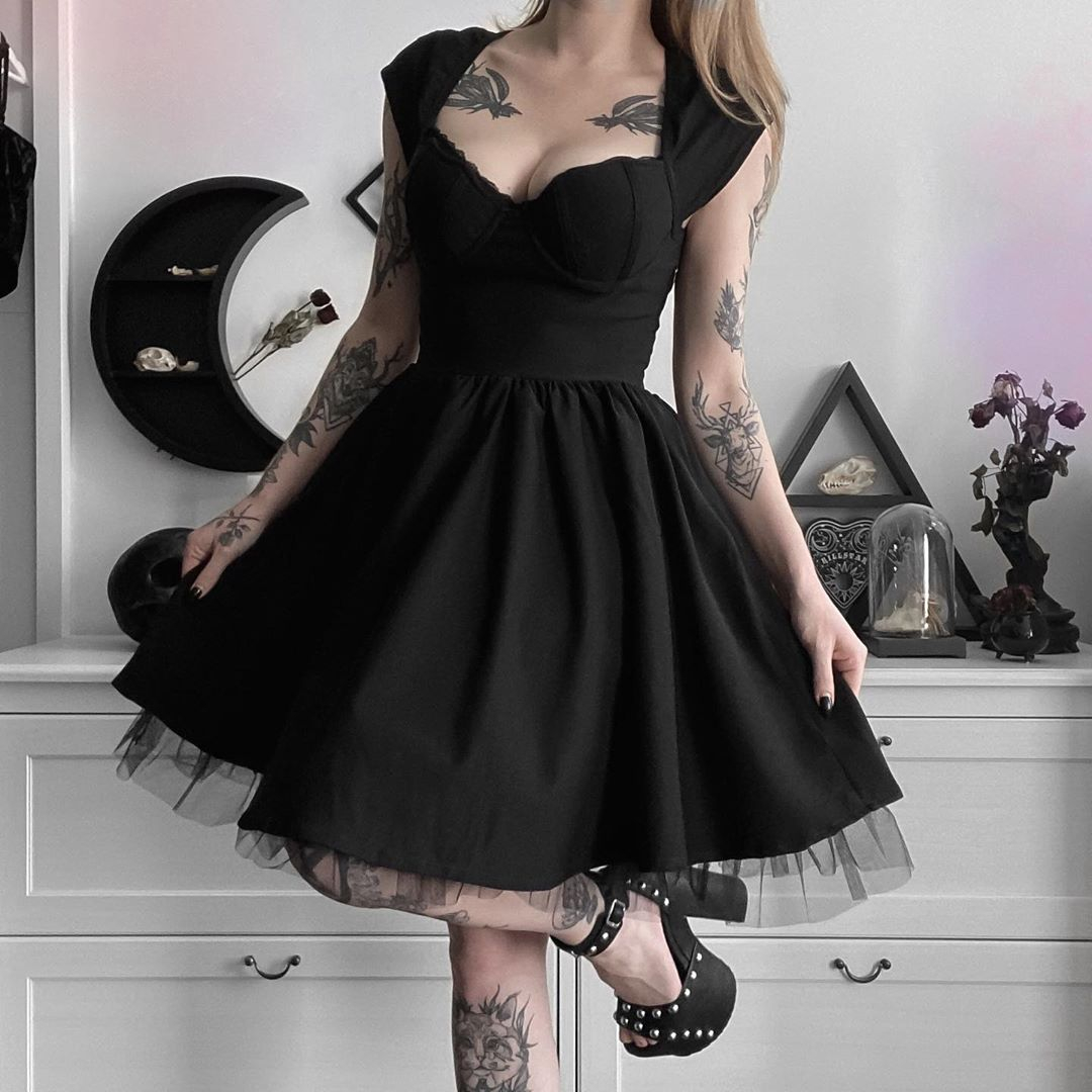 Ready For A Spring Fling  Good Ghoul Party Dress + Stevie Platforms  https://t.co/uJlbZVplvn | We Ship Worldwide! [Romantic model @belle.diore  wears a size S] #killstar #nugoth #gothicfashion