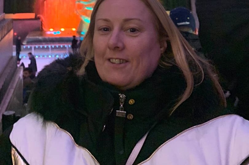 RIP to Scotland's Nurse Kirsty Jones who has died from Coronavirus. Kirsty worked for the NHS from the age of 17. She leaves behind two children. Recently, she worked at Lanarkshire’s Community Assessment Centres, based in Airdrie.  https://www.glasgowlive.co.uk/news/tributes-selfless-bright-nhs-worker-18126235