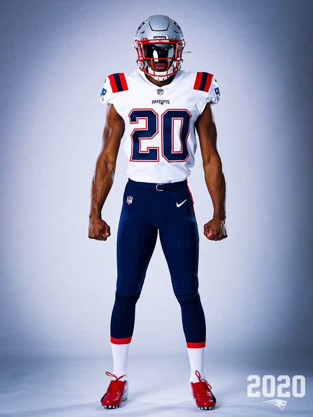 18. New England Patriots. They did alright with these tbh. Much better than the last lot, I like the shoulders a lot. Silver helmet isn't the one and another bad logo.