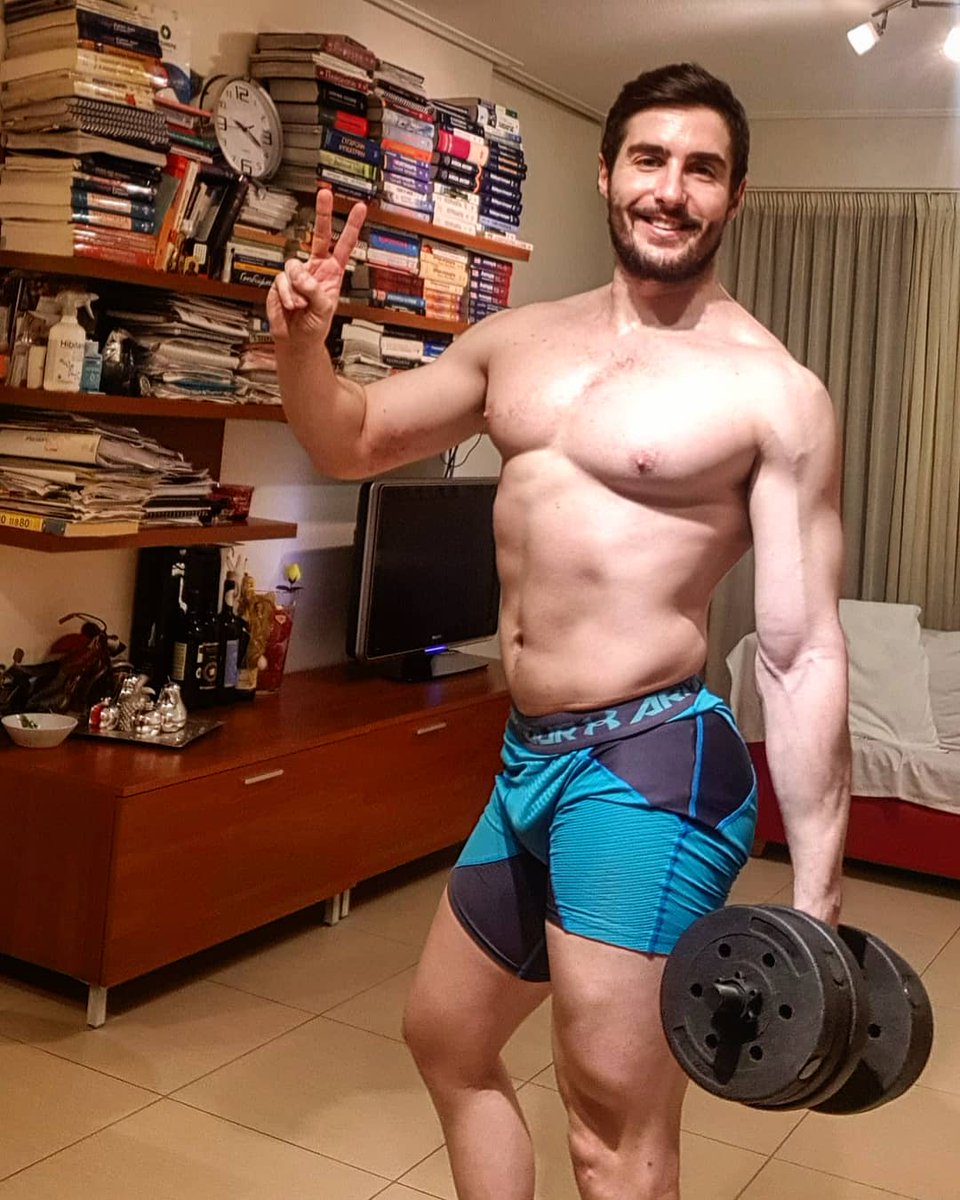 Nikos Petrakis tweet media