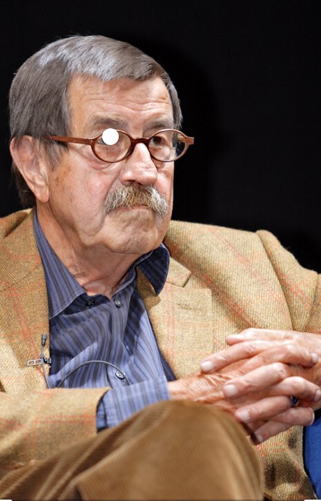 Eduardo Galeano and Gunter Grass: on 04/11/2015 goal against Burnley; on 04/13/2015 the important Uruguayan journalist and writer Eduardo Galeano and the Nobel Prize for Literature Gunter Grass died.