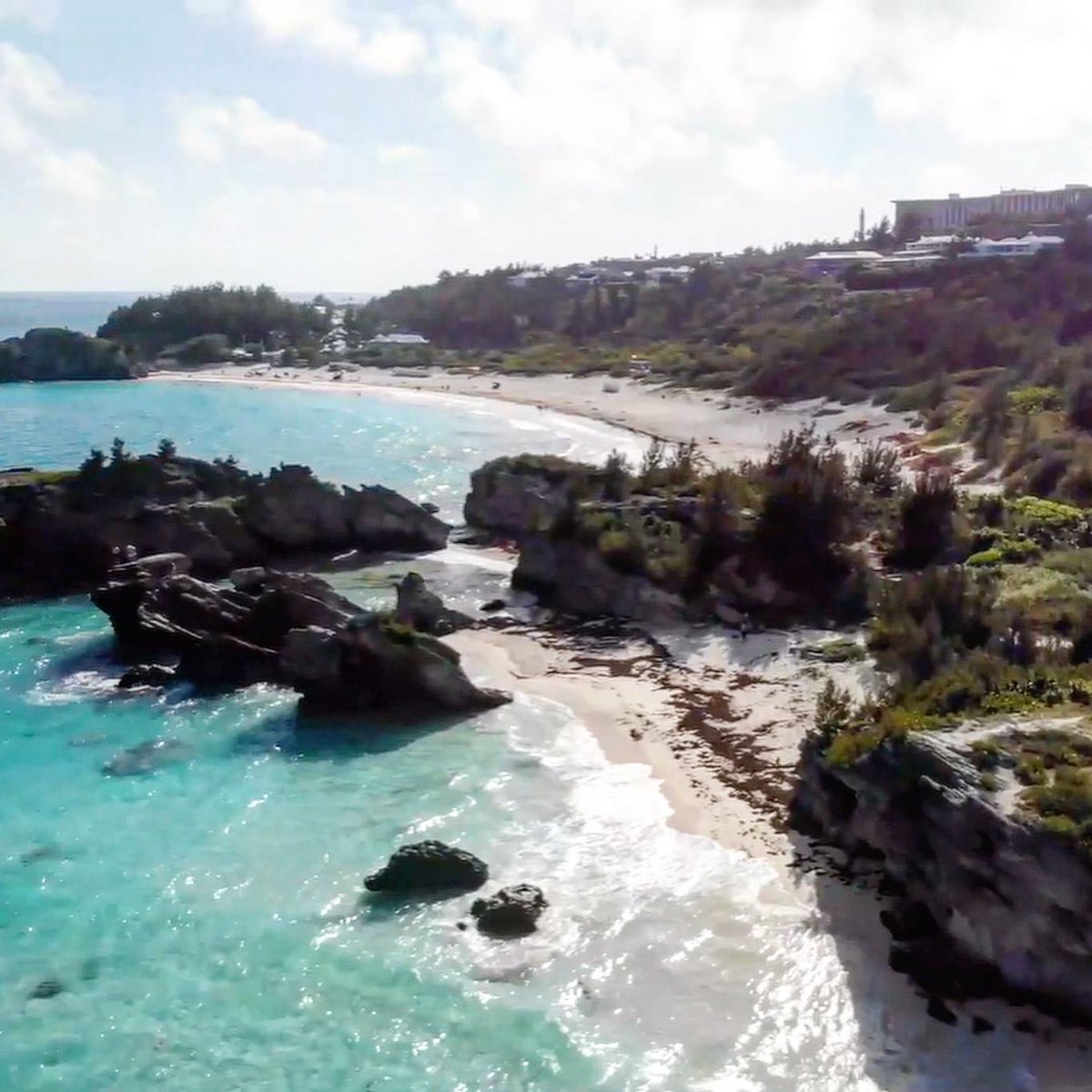 Bermuda 2019 🇧🇲📸 #DJI #djimavicair #Bermuda #arielphotography #dronephotography #landscapephotography #beach