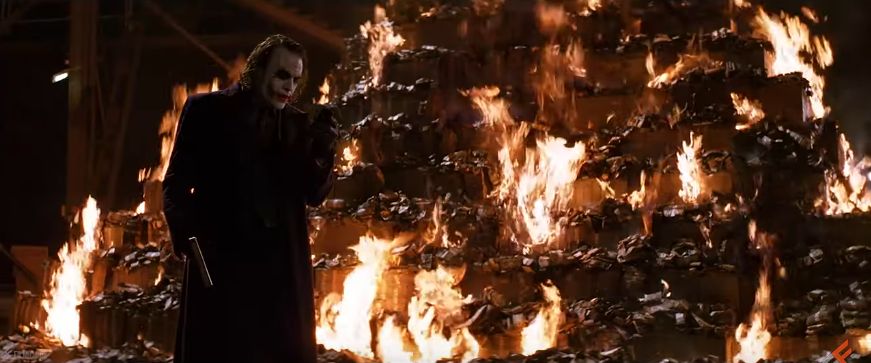 Pendant ce temps, après être devenu un pistolero de western, un ronin sorti d'un film de John Woo, et Rorschach de WATCHMEN, Omar goes full Joker, version THE DARK KNIGHT (sorti la même année que cette dernière saison)"It's not about the money. It's about sending a message"