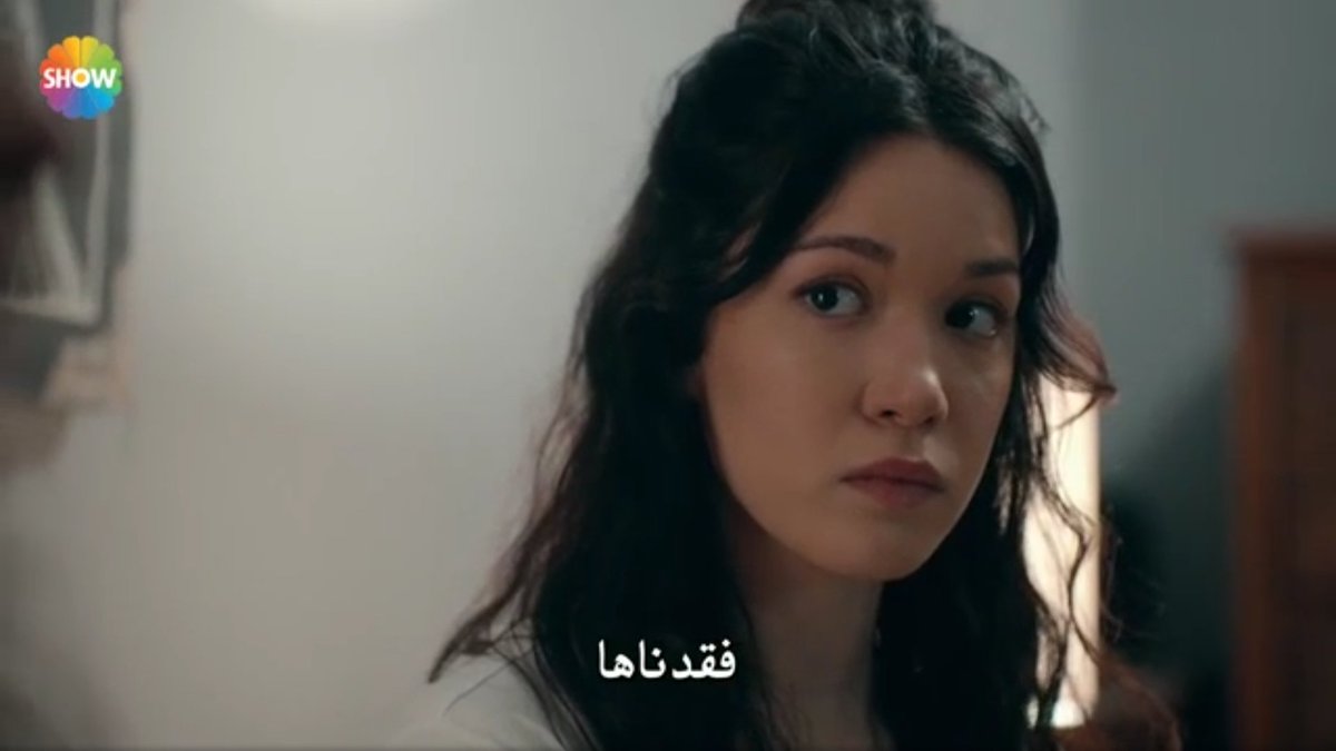 here N said i have never seen y that happy she was talking about His picture with sena ,she then said,like if he is another person,karaca responded that his state seems like that To her,she meant that she sees Her uncle a different person,means the old y is gone  #cukur  #EfYam ++