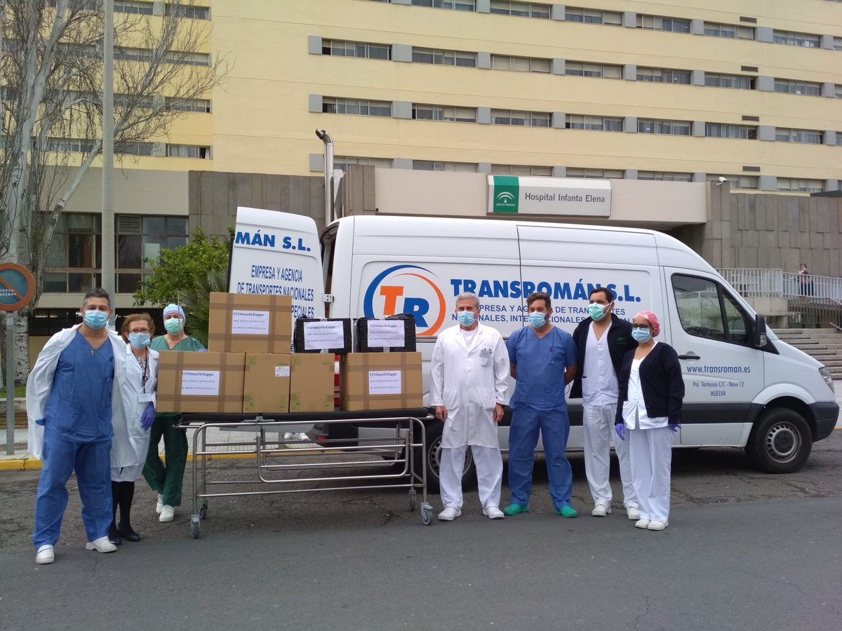 InfantaElenaH's tweet photo. La corriente de solidaridad sigue viva y gracias a ella siguen llegando al @InfantaElenaH nuevo material sanitario: pantallas, mascarillas higiénicas, batas, guantes... Esta vez el agradecimiento es para Smurfit Kappa y Carmona Solidaria. 

Gracias a todos. Seguimos luchando. 💪 https://t.co/cruM6UK3qg