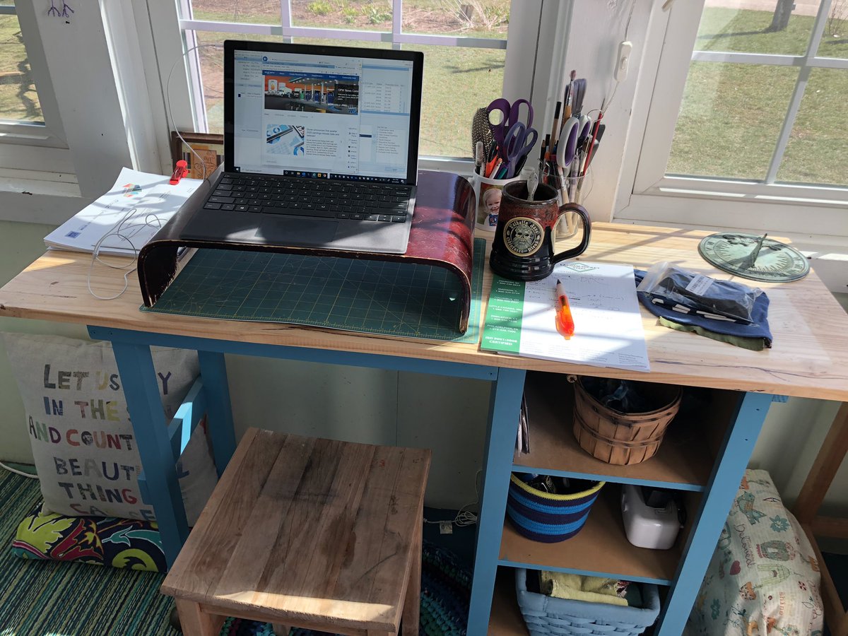 mrtequilatom's tweet image. @procurify #BoostYourWorkspace  I am currently using my wife’s sewing desk, as my office