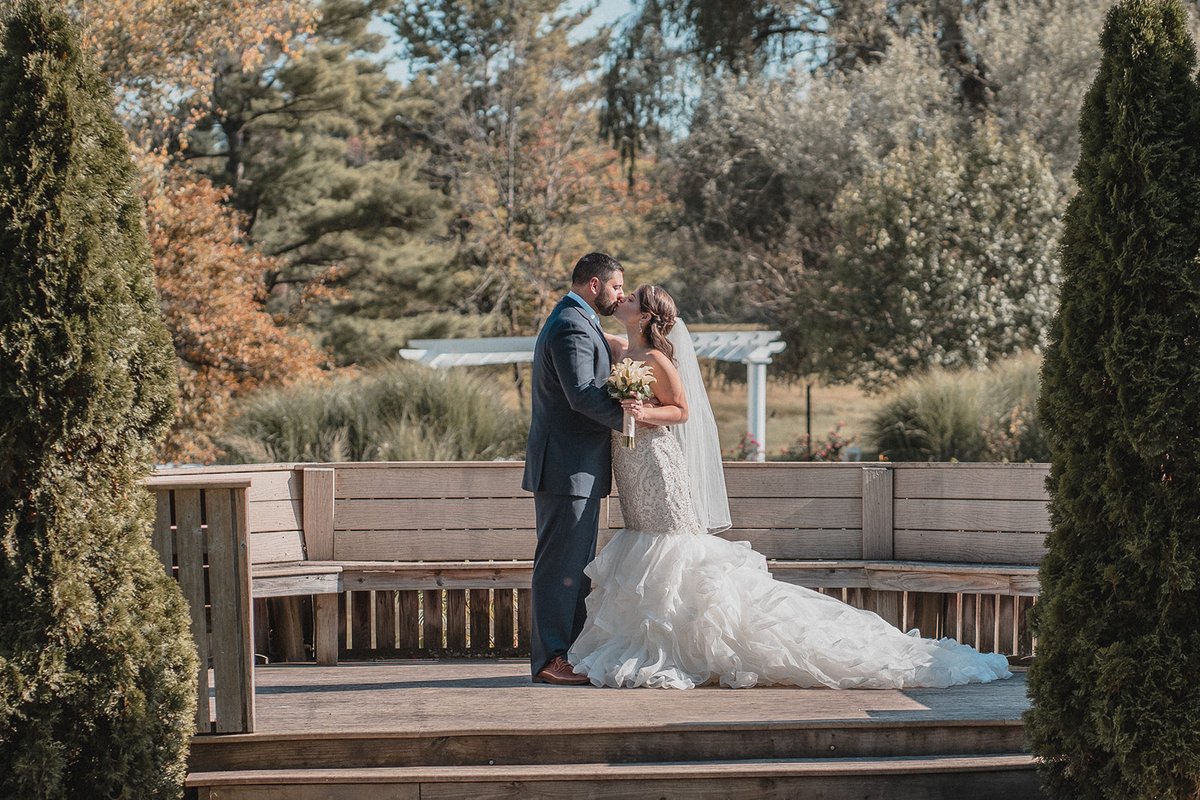 imophotostudio's tweet photo. True love is quiescent, except in the nascent moments of true humility.
#wedding #bride #weddingday #bridal #weddings #weddingdress #bridalfashion #weddingtime #weddingbridal #weddingdetails #bridesdress #weddinggown #weddingdresses #bohowedding #bridetode #imostudio https://t.co/ZLcpbUTJbe