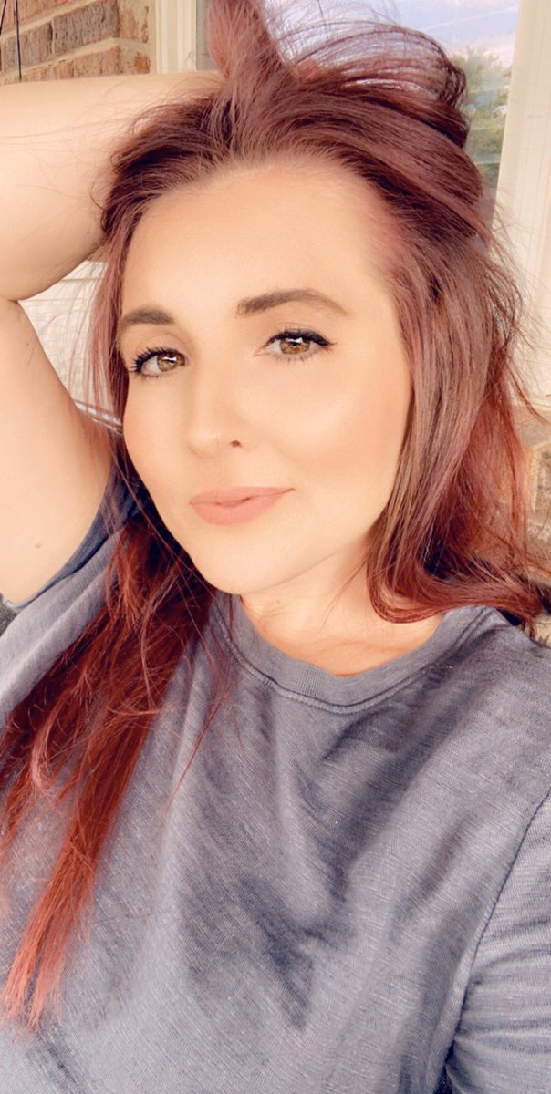 Today would have been my seventh wedding anniversary. 
Is it weird that it still bums me out?
I cried last night.
I drank most of the day.
And then I decided to 
take a shower
Get dressed
Do my hair/makeup
Keep drinking
But work on feeling good about me. 

Cheers to 7 lost years.