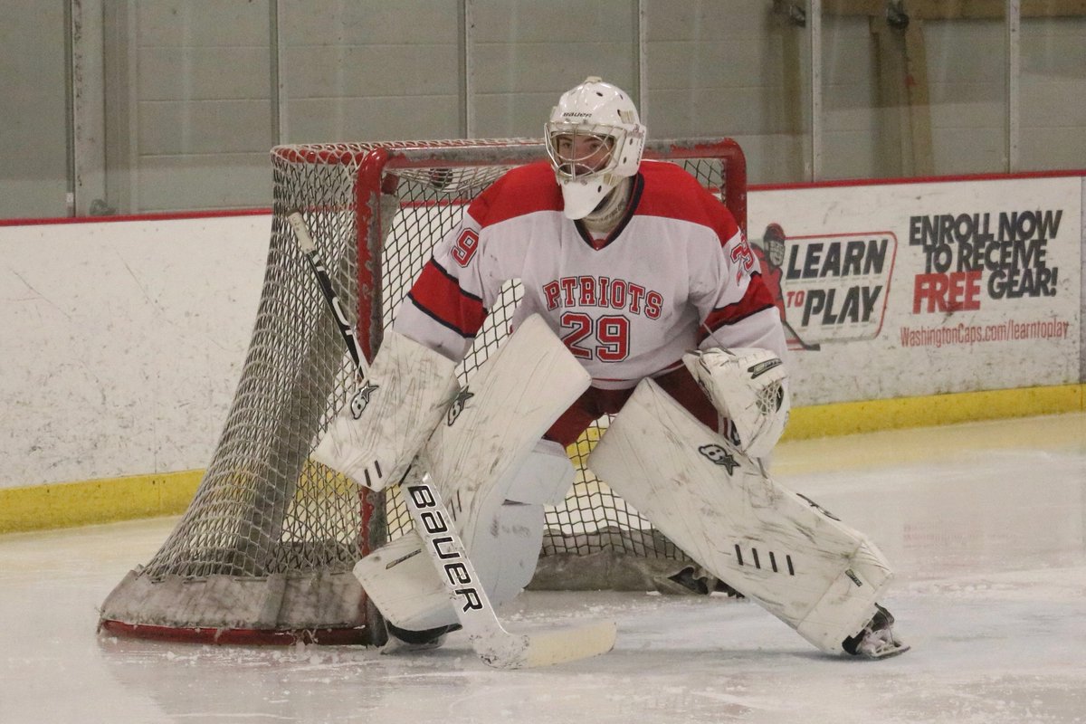 PPatriots_Jrs's tweet photo. The Potomac Patriots are proud to announce the return of Brendan Smith for the 2020-21 season. The Virginia native developed a ton this past season and delivered some big time performances in net for our Premier team. Welcome back @brendans65! @USPHL #PPATS https://t.co/JeTlUgm6a1