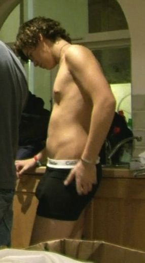 harry styles tummy appreciation thread: