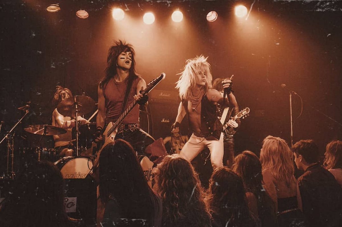 Mötley Crüe tweet media