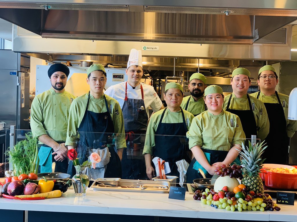 TheLocalCC's tweet image. We wanted to congratulate all our students who graduated this semester👩🏻‍🎓👨🏻‍🎓
Thank you everyone for bringing a positive attitude to work every day. Our words can never be enough to praise your actions. We wish you the very best in your future endeavours. So proud of you all. 😍🥰