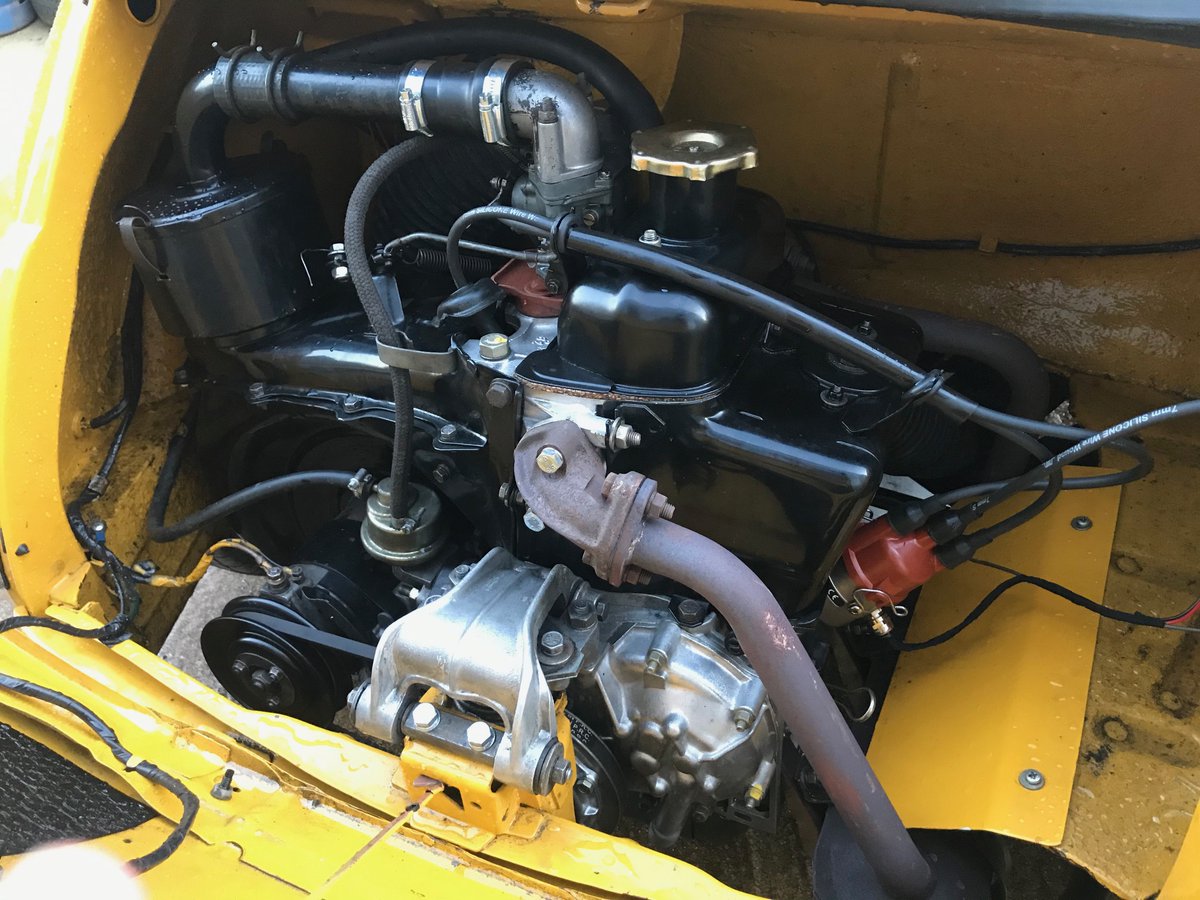 ExeEngineering's tweet photo. The Little Fiat has now been delivered back to the customer, but here it is post engine rebuild, looking gleaming after a Valet!
#Italian #Fiat #500 #Yellow #EngineRebuild #CarburettorRebuild #ExeterEngineering #ClassicCar #RetroCar #Aircooled #Runslikeadream https://t.co/Ly2TJeklBl