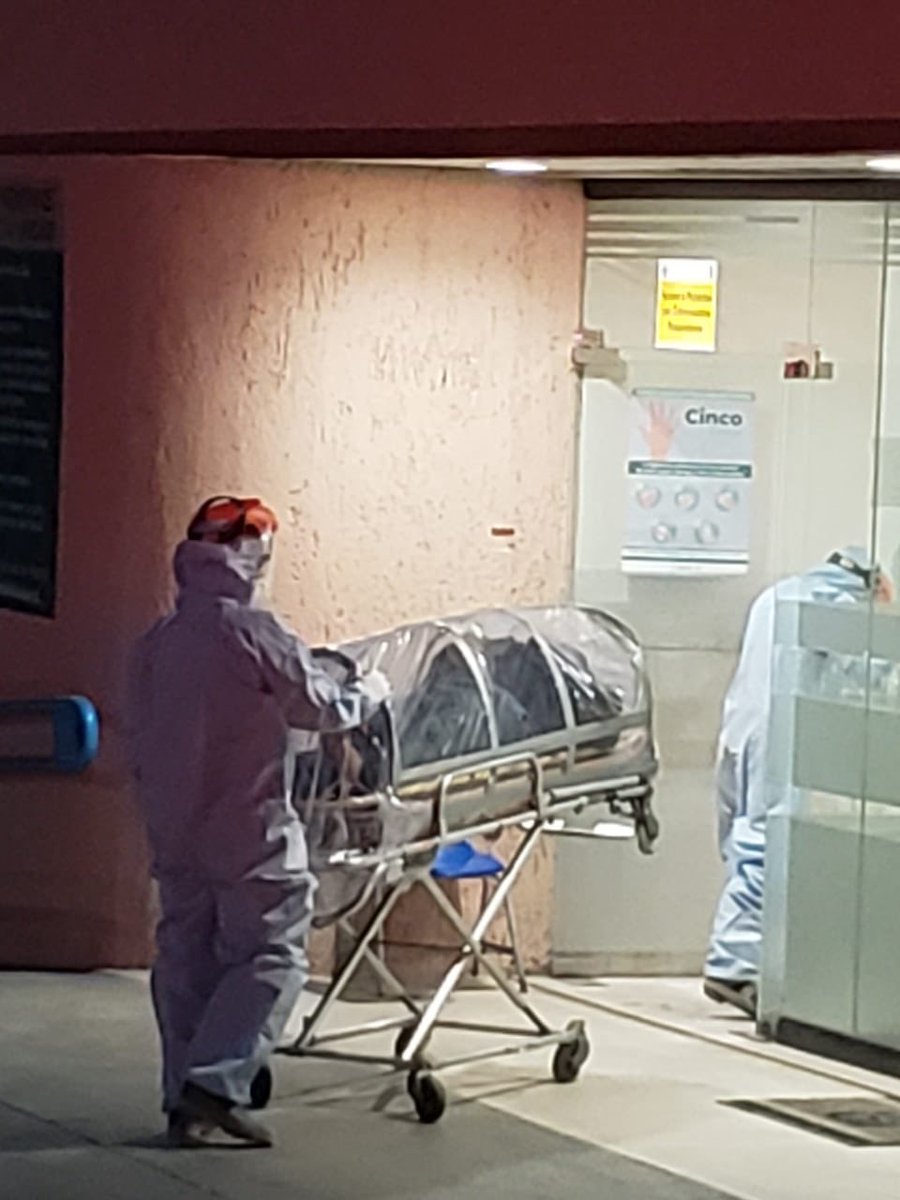 Gobierno de México da por iniciada la fase 3 de la epidemia de #COVID 

Sistema Alerta Ciudadana Los Cabos: 21 de Abril del 2020 | 06:40 AM HPM

Aquí hay mucha gente a la que le importa un cacahuate 🥜 No creen..
Nosotros si #BomberosCSL