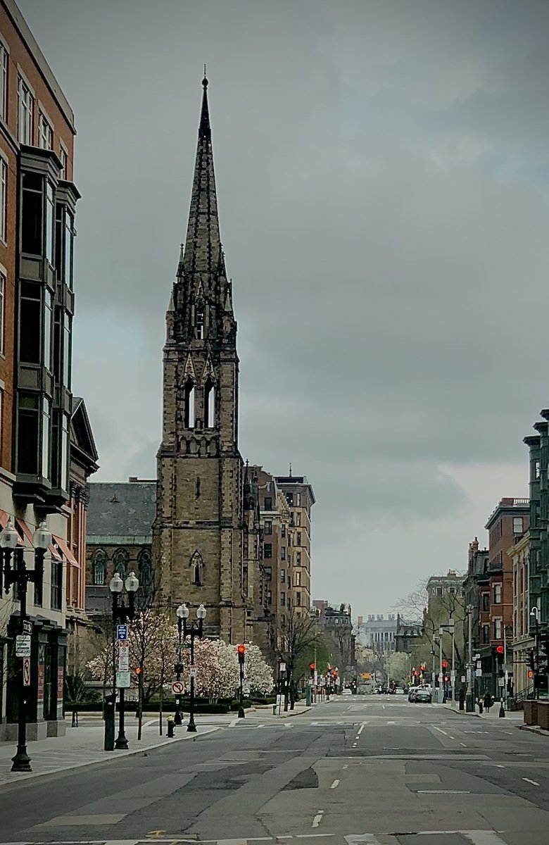 pepblair's tweet photo. Boston, Thursday 8:00 am https://t.co/UbdkNAD7vU