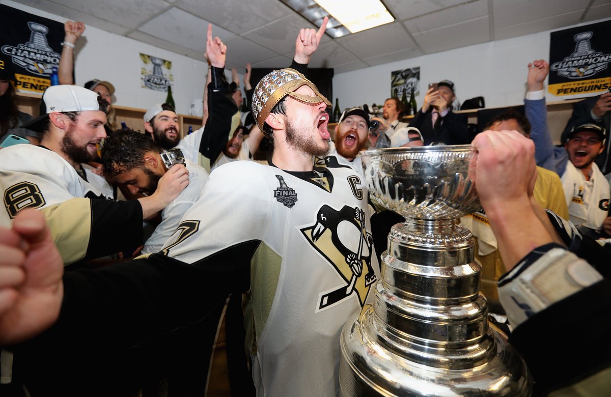 penguins's tweet photo. Tomorrow: See images 😉
April 24: 2016 Championship Film
April 27: 2017 SCF Game 1
April 29: 2017 SCF Game 2
May 4: 2017 SCF Game 5
May 6: 2017 SCF Game 6

Details: https://t.co/23K8LdBBie https://t.co/eAIGkTE4qR
