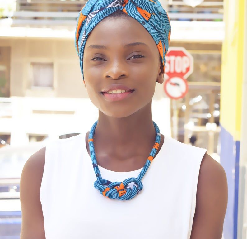 Monabbey2012's tweet photo. Bestseller: Zola statement necklace. #necklaces#jewelrytrends #bijouxhandmade #africanfabric #jewelrydesigner #etsyshop #etsystore #onlineshopping #headwraps #turban #collier #bijouxafricains #bijouxwax #venteenligne #monabbey #fabricnecklace #SmallBusiness #smallbusinessowner https://t.co/U2fTJaxfJF