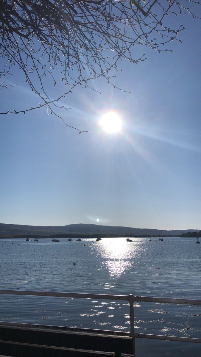 BeautifulTobermory bay!😍☀️ #thetobermoryhotel #tobermoryhotel #tobermory #westcoast #islandlife #islandisolation #westcoastholiday #visitscotland <a href="/visitscotland/">VisitScotland</a> @visitmullandiona #scotlandhighlands #scotlandphotography #scotlandexplore #scotlandholiday #scottish #scottishholiday
