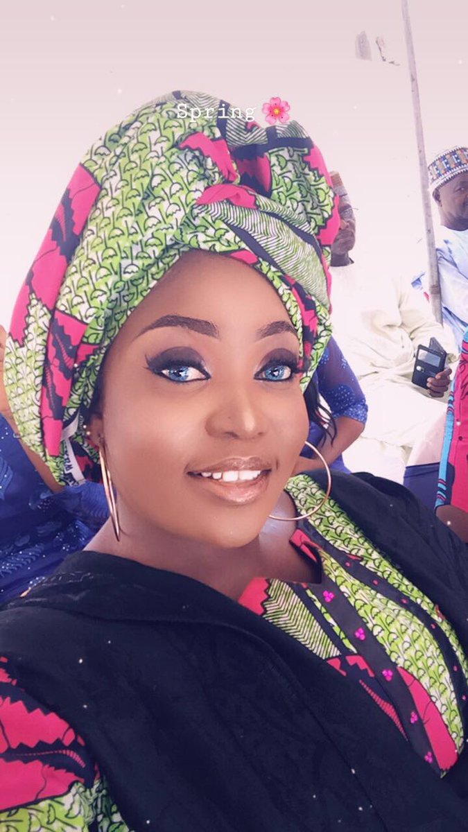 rakiyer's tweet photo. Your income is written 
Your spouse is written 
Your career is written 
The food you eat is written 
Your death is written 

So pls tell me why u are stressing?
Trust Allah with all these affairs 

Just focus on ur DEEN, work hard, the rest will fall Insha Allah https://t.co/ggWUXMSfPn