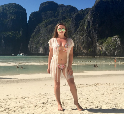 SM_Platinum's tweet photo. Yes, I do believe that this is how you #TittyTuesday! The amazing karlasweet89 looks even better close up, so don't be shy... Get intimate! #SMPlatinum #TuesdayThoughts #FineBody #Beachwear https://t.co/d7NX5G8PAt #Streamate #CamConcierge https://t.co/qwJkt5XlG7