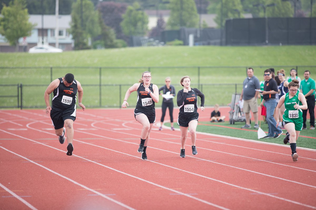 Mrs. Warfield tweet media