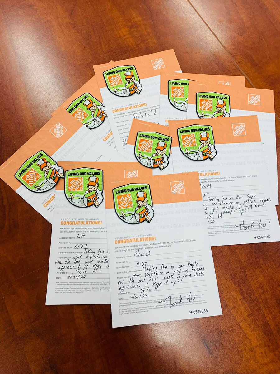 FayetteHd0127's tweet photo. Store #0127 not only have some amazing store front associates working hard, but we also have to give it up for our amazing MET associates rocking it out. These associates have been killing it helping the store with orders and customer service Thxs MET team @JojoMRoche @Carell_R https://t.co/qMbwml9ulC