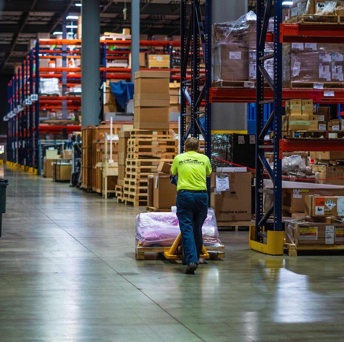 A special shoutout to our warehouse workers nationwide who continue to deliver excellence everyday #ThankYou #warehousing #logistics #medicaldevice #medicalequipment #supplychain #distribution #fulfillment #medicaldistributor  #supplychain #covid_19 #EssentialWorkers #coronavirus