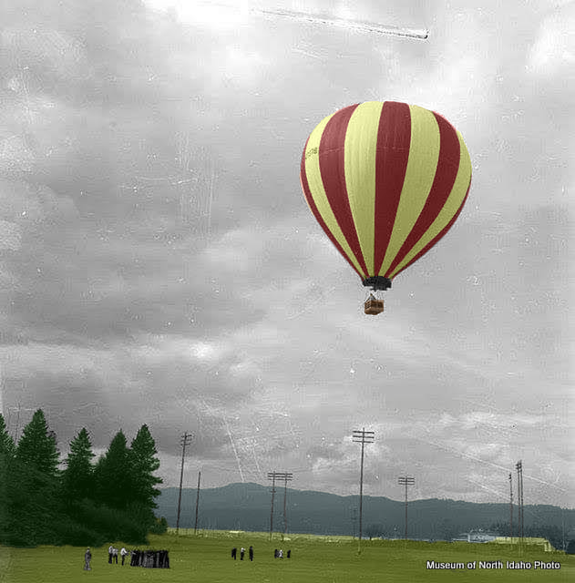 Museum_NI's tweet photo. #MuseumSunshine Hot Air Balloon in Coeur d'Alene, Idaho
#MuseumofNorthIdaho #MuseumNI #MNI https://t.co/hsr0OduyRe