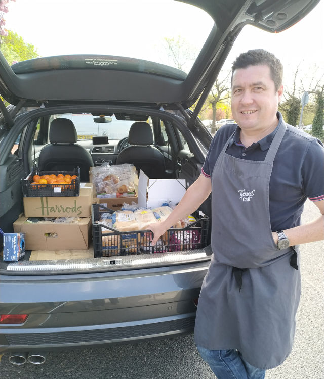 The Tickled Trout provides meals for frontline NHS staff dlvr.it/RVBS4d #chesterfieldnews #lovechesterfield <a href="/tickledtrouts18/">Tickled Trout</a>