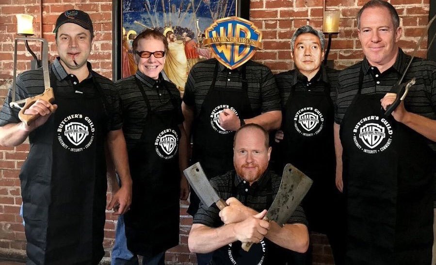 B_Dub3's tweet photo. #ReleaseTheSnyderCut and save us from these hacks! https://t.co/KRn2vbBF3O