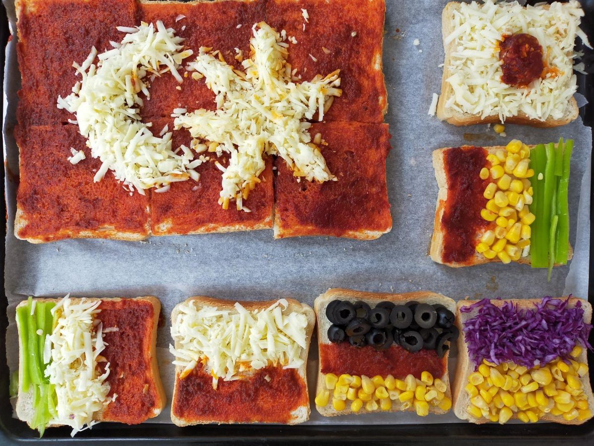 Çalışkan 🐝 mız Doğa’m Evimde programıyla evde 23 Nisan Dünya bayrakları pizzası yaptı👏👏 <a href="/DogaOkullari/">Doğa Koleji</a> @doga_eskisehir <a href="/DamlaGuvenK/">Damla GÜVEN</a> <a href="/fahrihrmn/">Fahri HARMAN</a> <a href="/MerveTopcuoglu/">Merve Topçuoğlu</a>