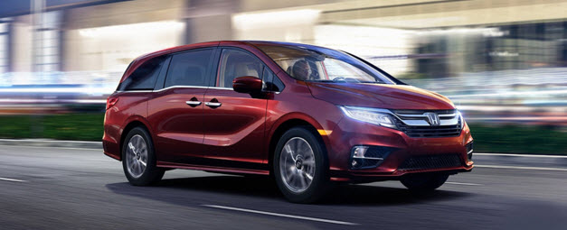 DCHHonda's tweet photo. A 280-horsepower engine proves that minivans can pack a punch. Learn more about the impressive new 2020 Honda Odyssey. https://t.co/99V8iNhHsp