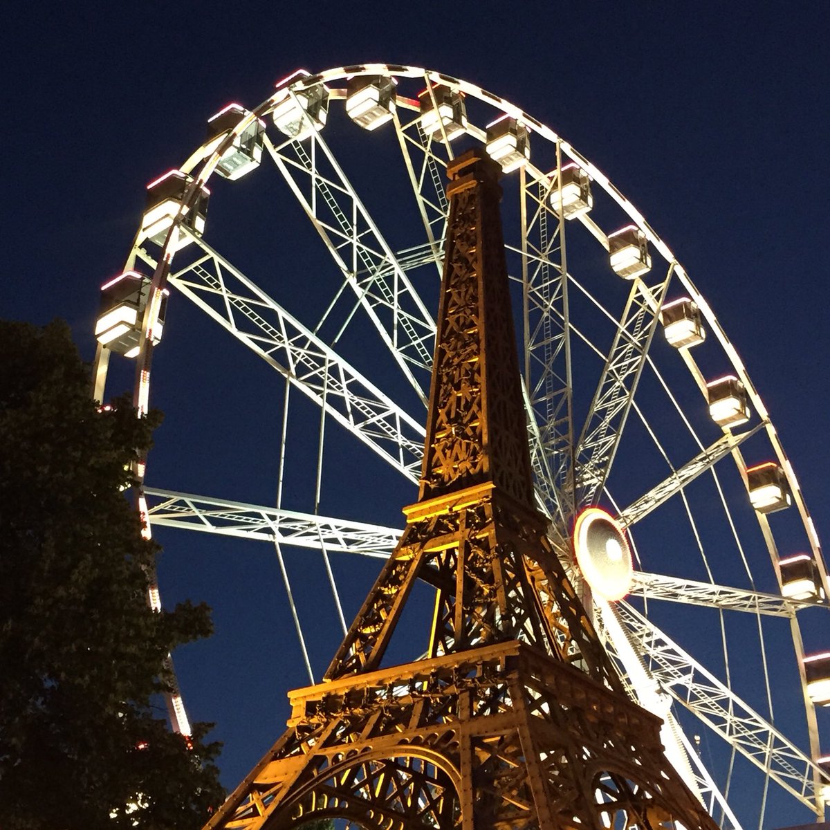 Na de nieuwe maatregelen is duidelijk dat ook <a href="/BestKermis/">Best Kermis</a> dit jaar niet kan plaatsvinden. In de tussentijd, blijf de richtlijnen volgen, zorg goed voor jezelf en elkaar en tot ziens in 2021! #kermis #bestkermis #gembest