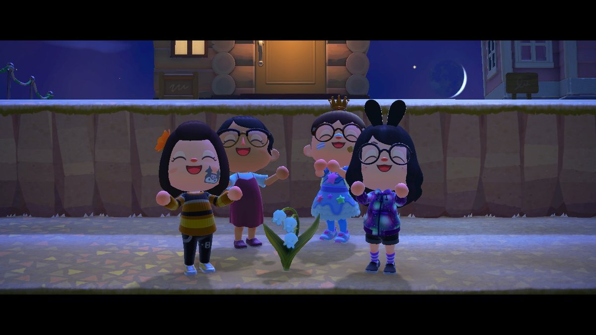 another meteor shower! this is the other one i lost my stars from sadly LMAO but i had so much fun being there and hanging with cindy! got some autumn stuff too!  @CindyTheDeer thank u for letting me over for it hehe!