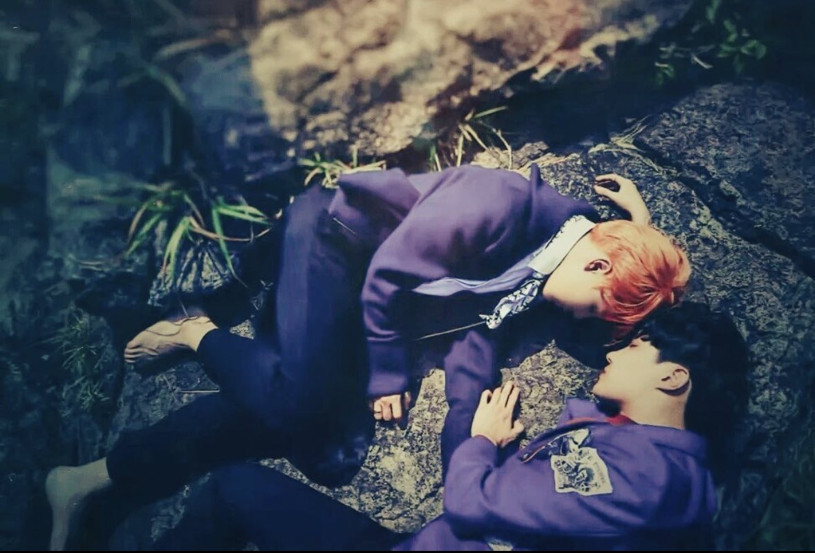 we don’t talk much about these jihope pictures