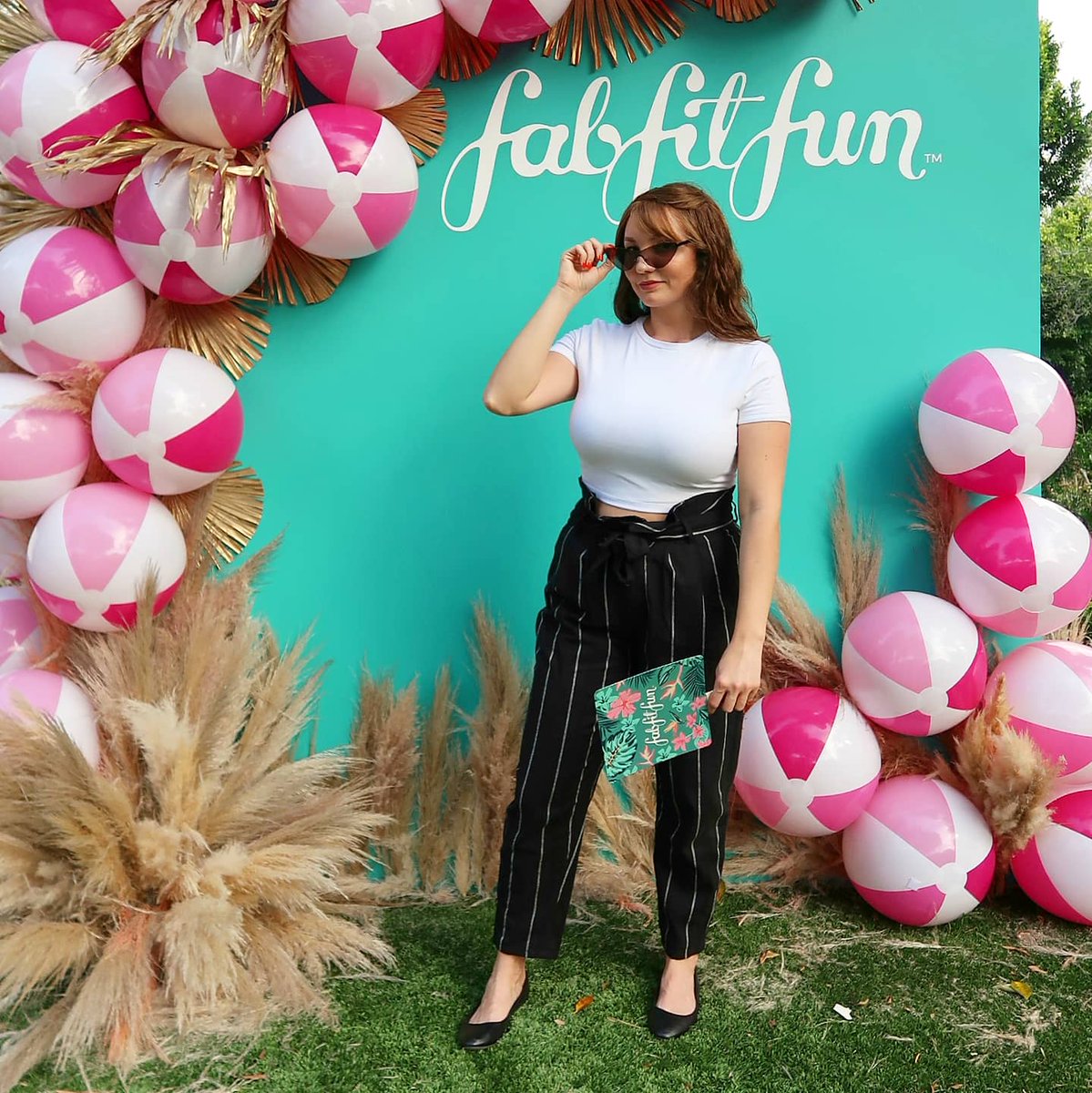 djcomplexlex's tweet image. Yesterday was a great birthday and I'm def feeling the love. Thanks so much 💕
A year older, a year bolder 🎉
I hope everyone is having a good quarantine and hanging in there.
Throwback picture to one of my favorite events last year DJing for @FabFitFun 💗