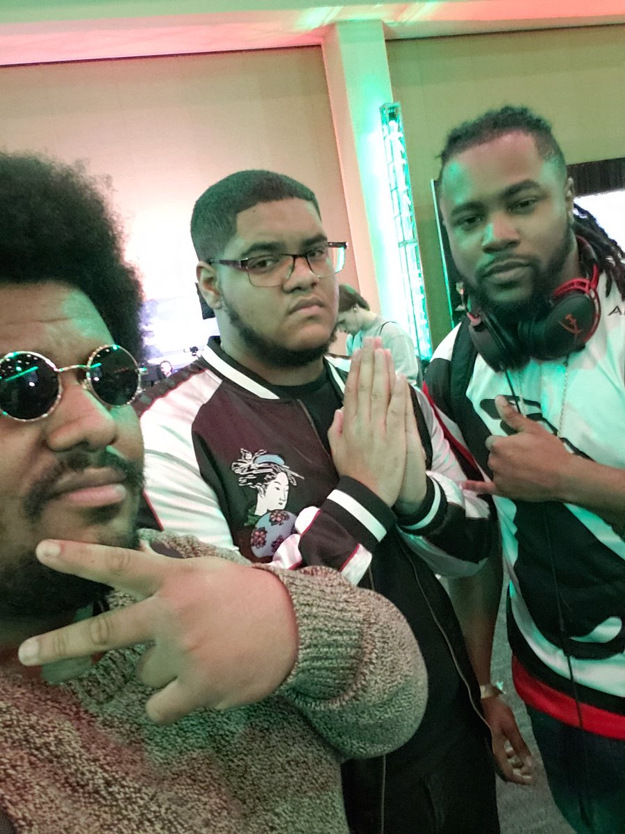 SirAfronomical's tweet photo. Post #ECT2018 restaurant times chilling out with @WukongPr1me @Gilgame_ @natecore_tk @TK_Komanda and @ThisIsPhatb0i circa 2018
@Juju_TheMaestro and @tyler_beecroft gettin lit with the crew @WDBigDame21 @Noobomi @KillaCam_FGC in Lancaster #NEC2019
Met @ComatoseCW too, the GOAT https://t.co/3xVyhOE7IW