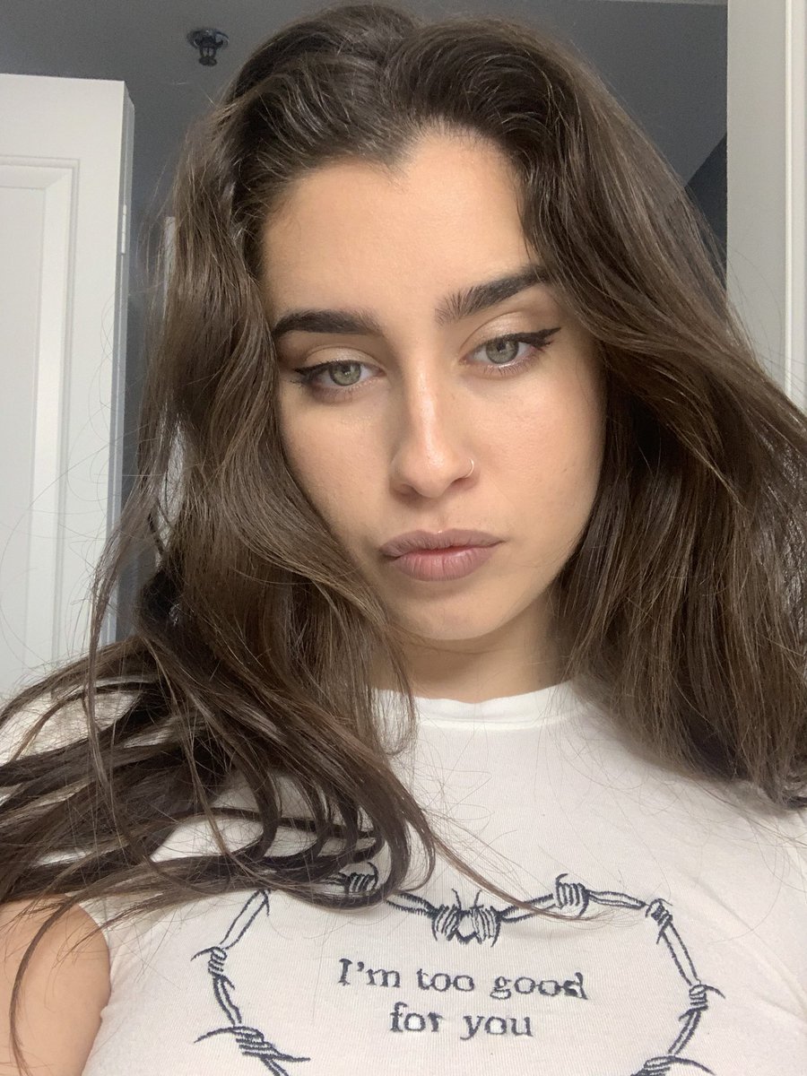 <a href="/laurenperiodt/">all about lauren 🦋</a>