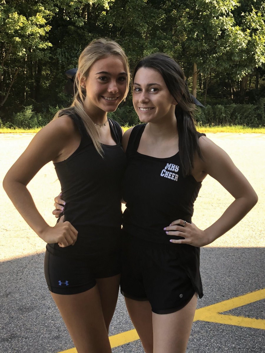 mansfield_cheer's tweet photo. Special shout out to our seniors! We love you and are so proud of you! https://t.co/WHsRqggBsP