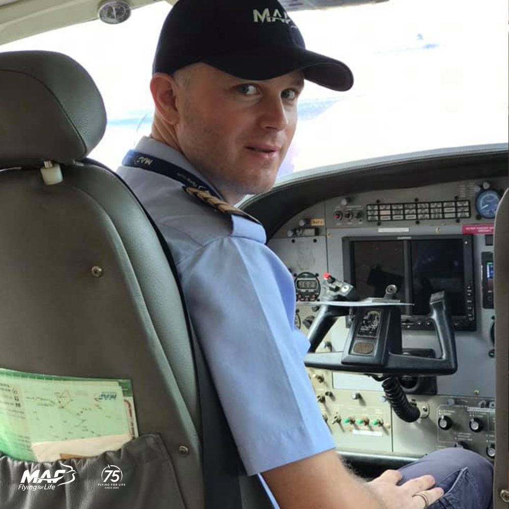 mafcanada's tweet photo. Today, MAF South Sudan flew coronavirus testing kits for the Department of Health and WHO. The 35-min flight was flown by Pilot Wim Hobo who says that test kits will be used mainly for the truck drivers, to ensure no-one brings the virus into the country.
#MAF75 #coronavirus https://t.co/wmPTxdwCKl