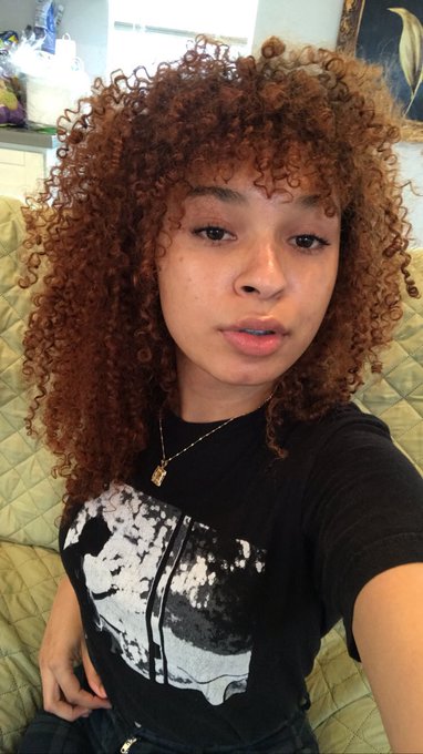 butt chin https://t.co/cUANI4zY3Z